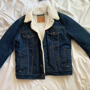 Levi's dark demin jacket with fleece lining